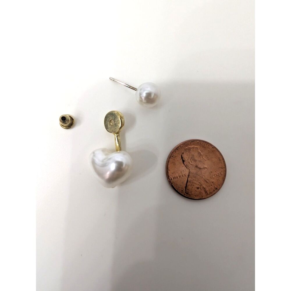 Gold Heart Pearl Drop Earrings - Picture 2 of 3